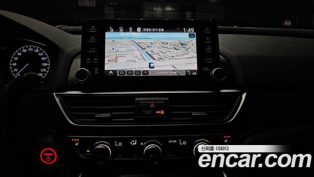 Honda Accord (X) 2.0 Hybrid Touring 2018 — фото 14
