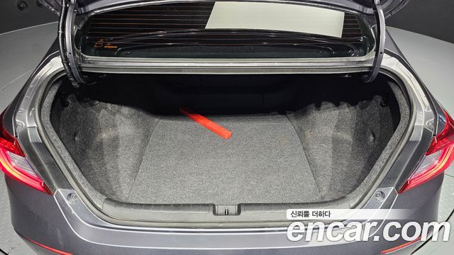Honda Accord (X) 2.0 Hybrid Touring 2018 — фото 20