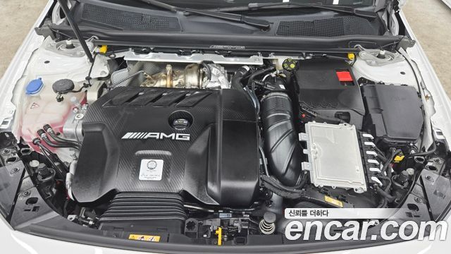 Mercedes-Benz A-Class (W177) AMG A45 4MAITC+ Hatchback 2025 — фото 6