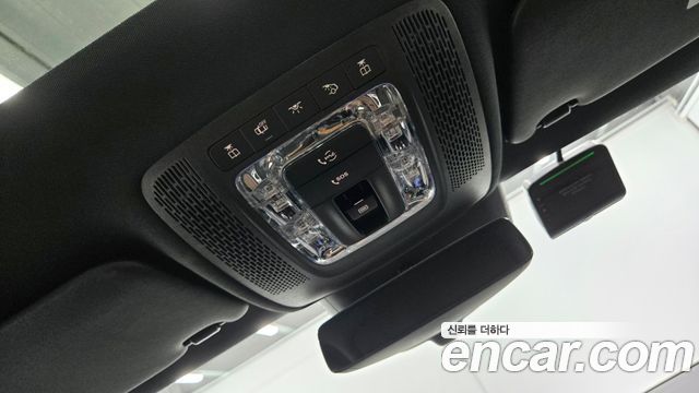 Mercedes-Benz A-Class (W177) AMG A45 4MAITC+ Hatchback 2025 — фото 21