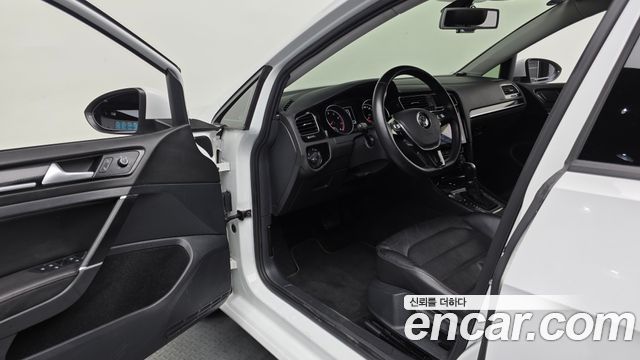 Volkswagen Golf (VII) 1.4 TSI Premium 2016 — фото 10