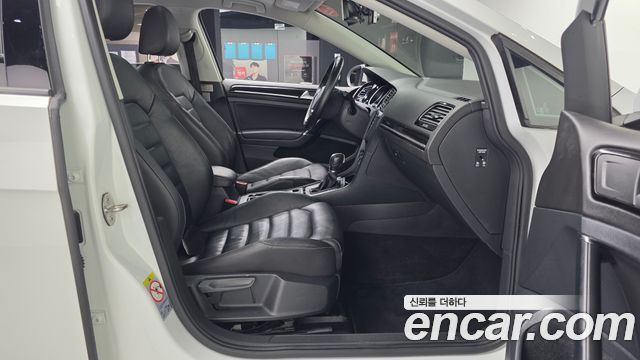 Volkswagen Golf (VII) 1.4 TSI Premium 2016 — фото 15