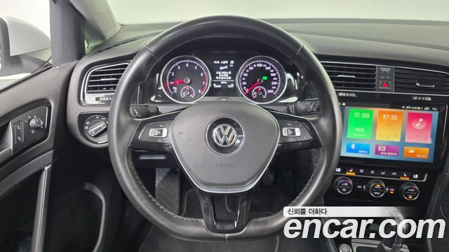 Volkswagen Golf (VII) 1.4 TSI Premium 2016 — фото 17