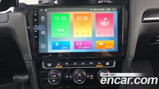 Volkswagen Golf (VII) 1.4 TSI Premium 2016 — фото 18