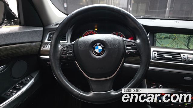 BMW 5 Series GT (F07) GT 30d xDrive 2014 — фото 13