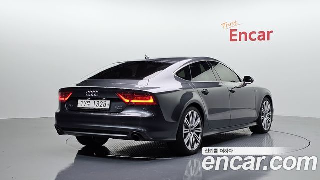 Audi A7 3.0 TFSI Quattro Prestige 4G 2013 — фото 2