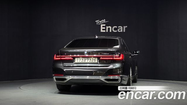 BMW 7 Series (G11) 730d xDrive Design Pure Excellence 2021 — фото 4