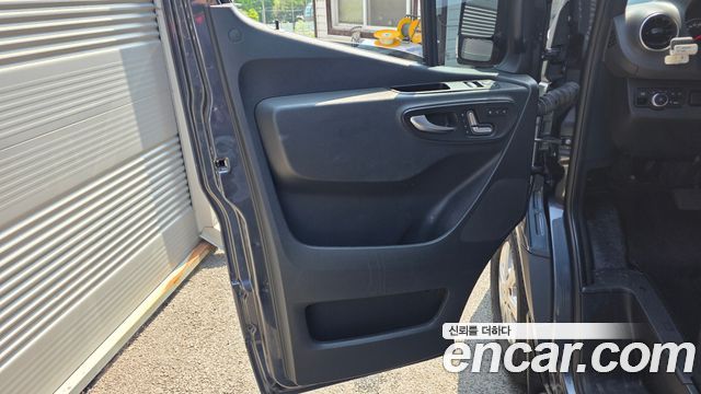 Mercedes-Benz Sprinter 3.0 Diesel W907 2022 — фото 24