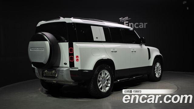 Land Rover Defender (L663) 110 D250 S 2022 — фото 2