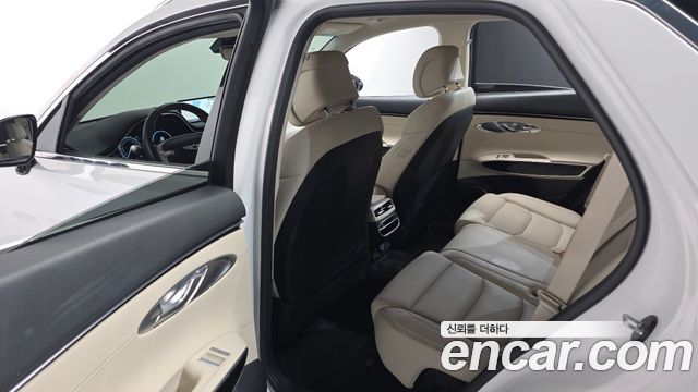 Genesis GV70 2.2 Diesel AWD 2023 — фото 21