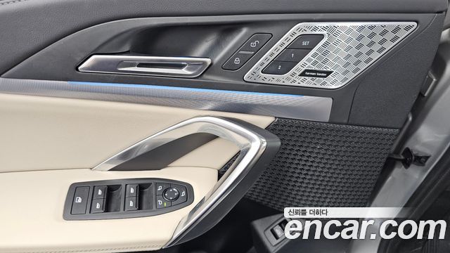 BMW X1 (U11) xDrive 20i M Sport 2025 — фото 29