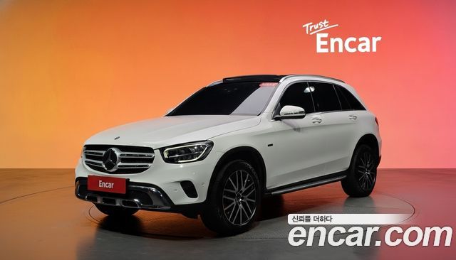 Mercedes-Benz GLC-Class (X253) GLC300e 4MATIC