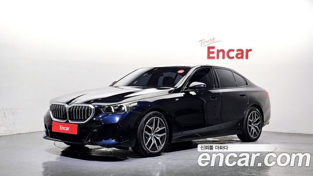 BMW 5 Series (G60) 520i M Sport