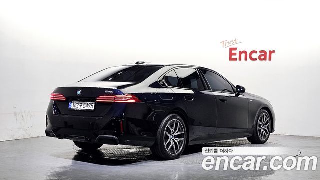 BMW 5 Series (G60) 520i M Sport 2025 — фото 2