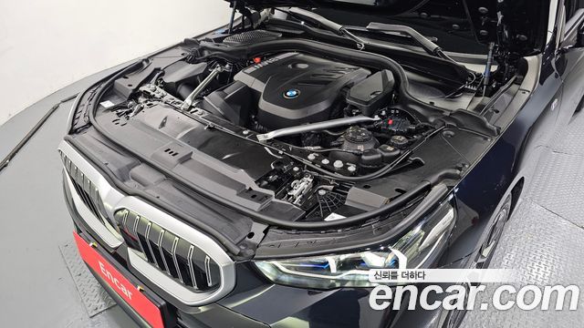 BMW 5 Series (G60) 520i M Sport 2025 — фото 6