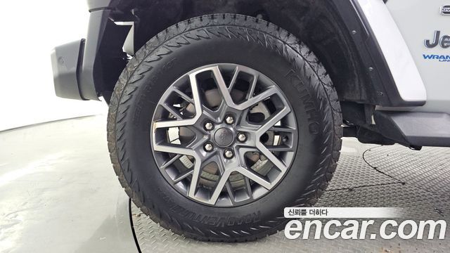 Jeep Wrangler (JL) 2.0 Overland Power Top 4Door 4xe 2022 — фото 5