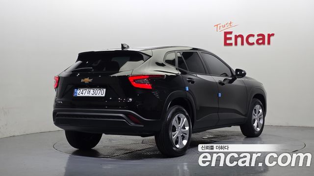 Chevrolet Trax Crossover 1.2 LS 2024 — фото 2