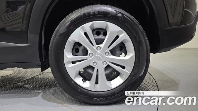 Chevrolet Trax Crossover 1.2 LS 2024 — фото 21