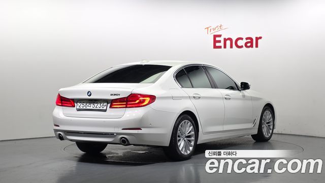 BMW 5 Series (G30) 530i Luxury Plus 2019 — фото 2