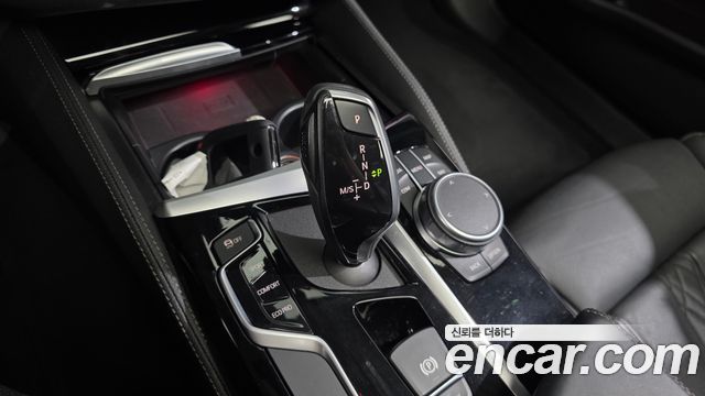 BMW 5 Series (G30) 530i Luxury Plus 2019 — фото 9