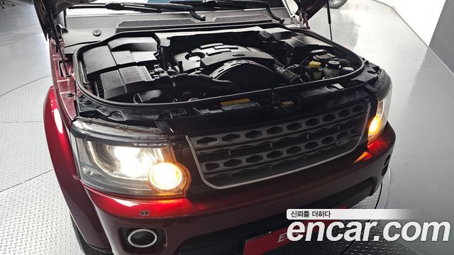 Land Rover Discovery 4 3.0 SDV6 SE 2016 — фото 6