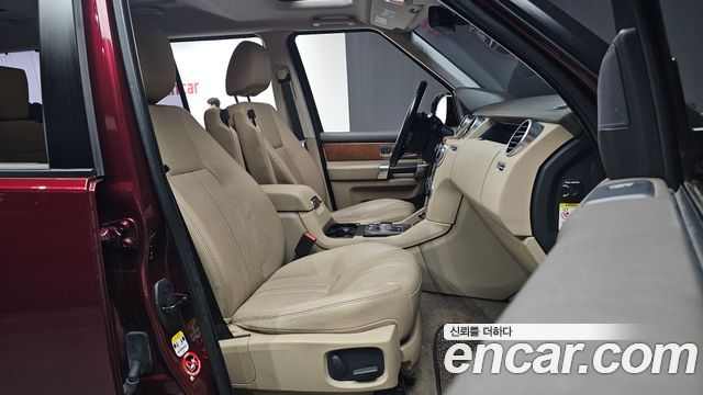 Land Rover Discovery 4 3.0 SDV6 SE 2016 — фото 10