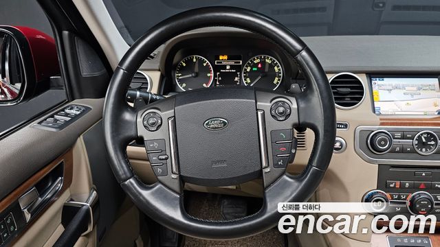 Land Rover Discovery 4 3.0 SDV6 SE 2016 — фото 13