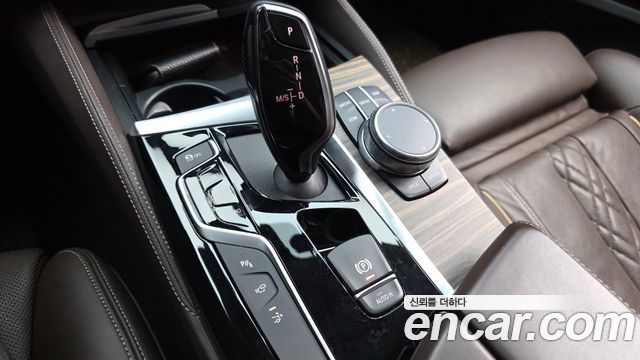 BMW 6 Series GT (G32) 640i xDrive Luxury 2019 — фото 9