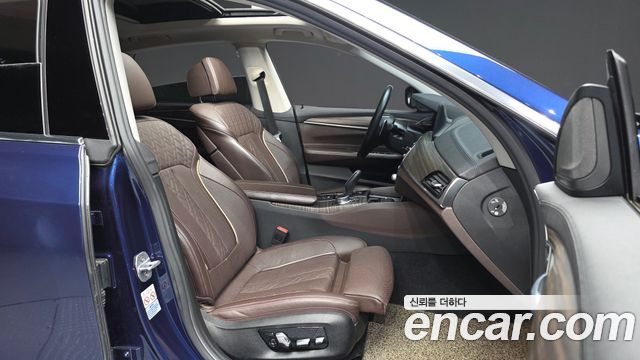 BMW 6 Series GT (G32) 640i xDrive Luxury 2019 — фото 11