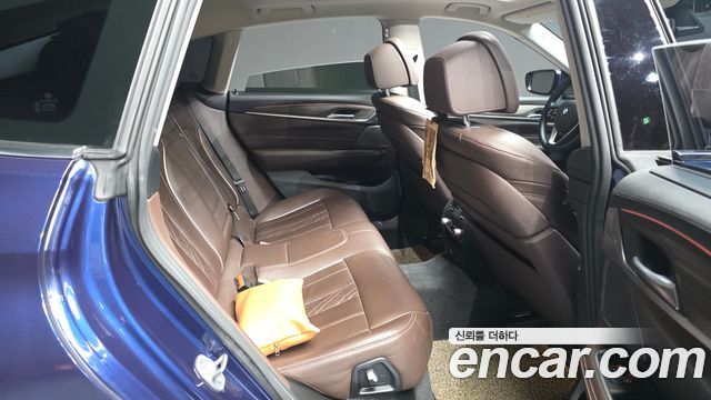 BMW 6 Series GT (G32) 640i xDrive Luxury 2019 — фото 12