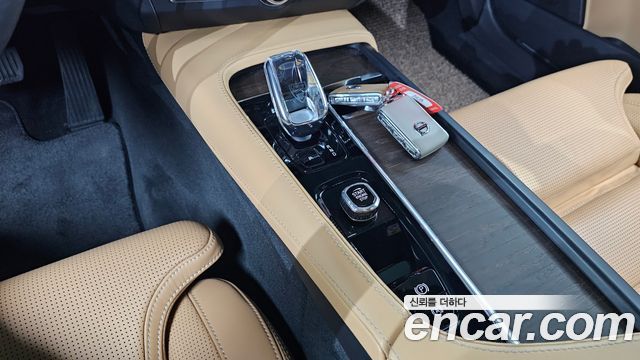 Volvo S90 B6 AWD Ultimate Bright 2023 — фото 9