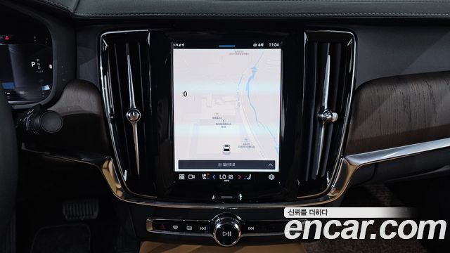 Volvo S90 B6 AWD Ultimate Bright 2023 — фото 14