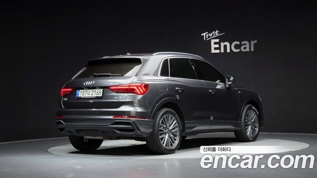 Audi Q3 (F3) 35 TDI Quattro Premium 2023 — фото 2