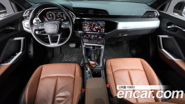 Audi Q3 (F3) 35 TDI Quattro Premium 2023 — фото 7