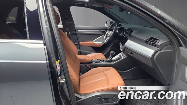 Audi Q3 (F3) 35 TDI Quattro Premium 2023 — фото 11