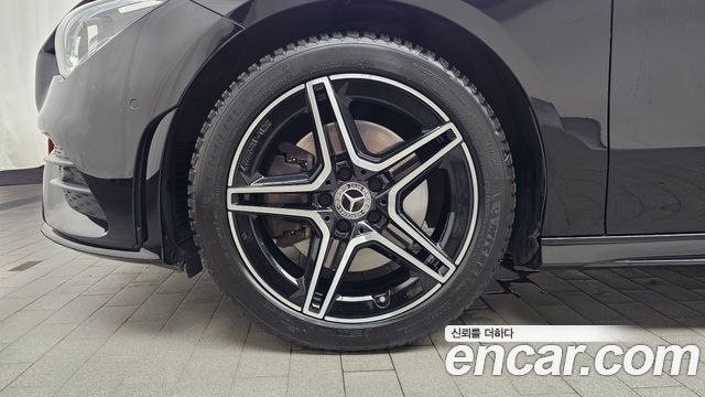 Mercedes-Benz CLA-Class (C118) CLA250 4MATIC 2021 — фото 5