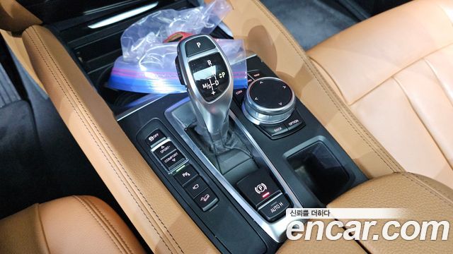 BMW X6 (F16) xDrive 30d 2018 — фото 8