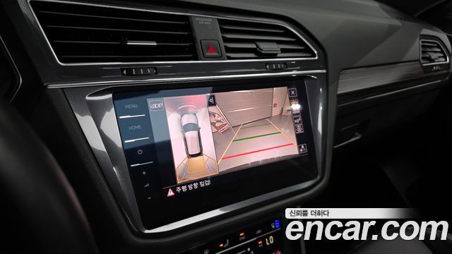 Volkswagen Tiguan Allspace 2.0 TSI Prestige 2023 — фото 15