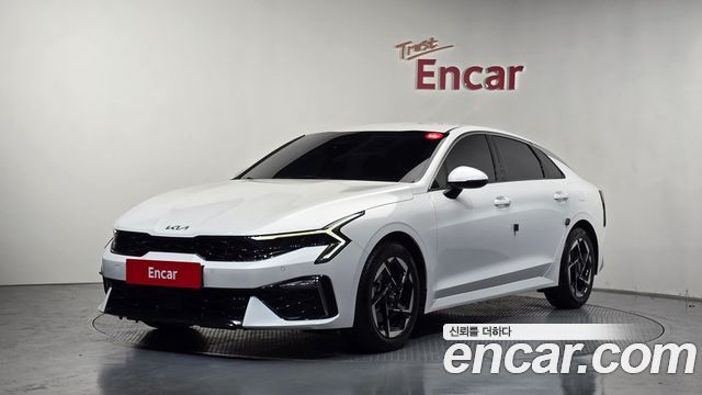 Kia K5 (III) 2.0 Prestige 2024 — фото 1