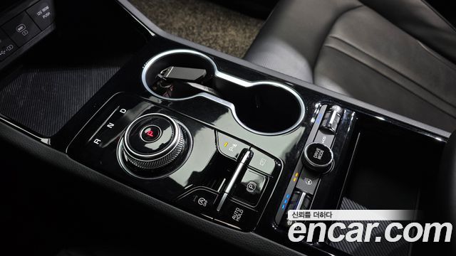Kia K5 (III) 2.0 Prestige 2024 — фото 9