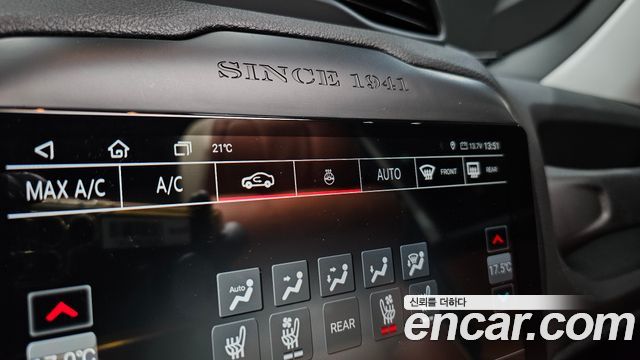 Jeep Renegade 1.3 Limited 2023 — фото 21