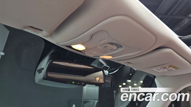 Jeep Renegade 1.3 Limited 2023 — фото 24