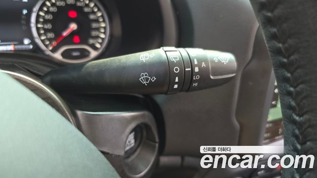 Jeep Renegade 2.0 Diesel Limited High AWD 2019 — фото 29
