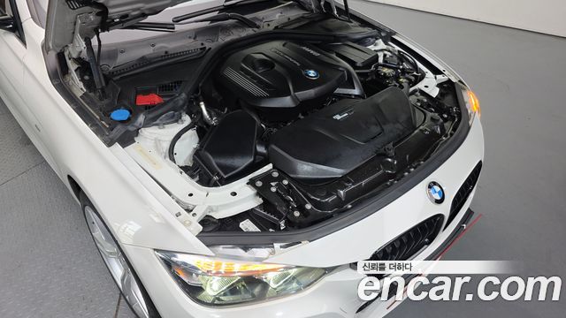 BMW 3 Series (F30) 330i M Sport Shadow 2018 — фото 6