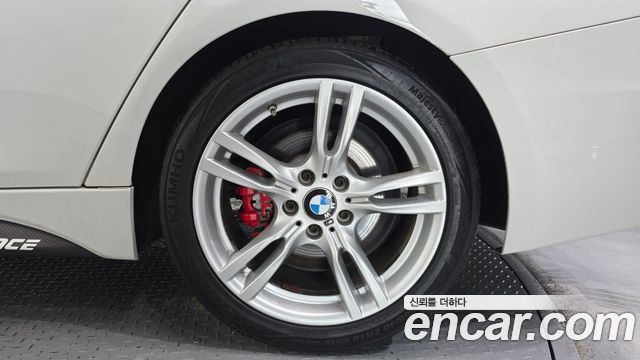 BMW 3 Series (F30) 330i M Sport Shadow 2018 — фото 27