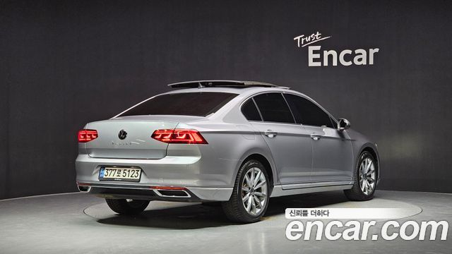 Volkswagen Passat GT (B8) 2.0 TDI Prestige 2021 — фото 2