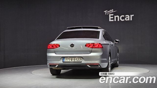 Volkswagen Passat GT (B8) 2.0 TDI Prestige 2021 — фото 4