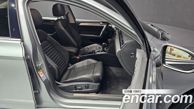 Volkswagen Passat GT (B8) 2.0 TDI Prestige 2021 — фото 10