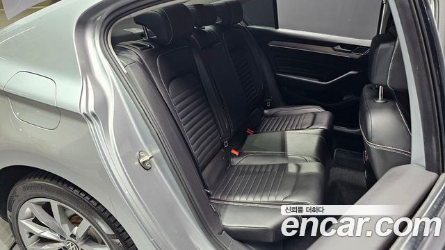 Volkswagen Passat GT (B8) 2.0 TDI Prestige 2021 — фото 11