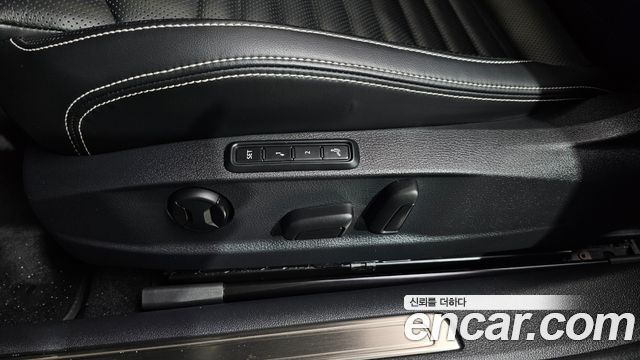 Volkswagen Passat GT (B8) 2.0 TDI Prestige 2021 — фото 18
